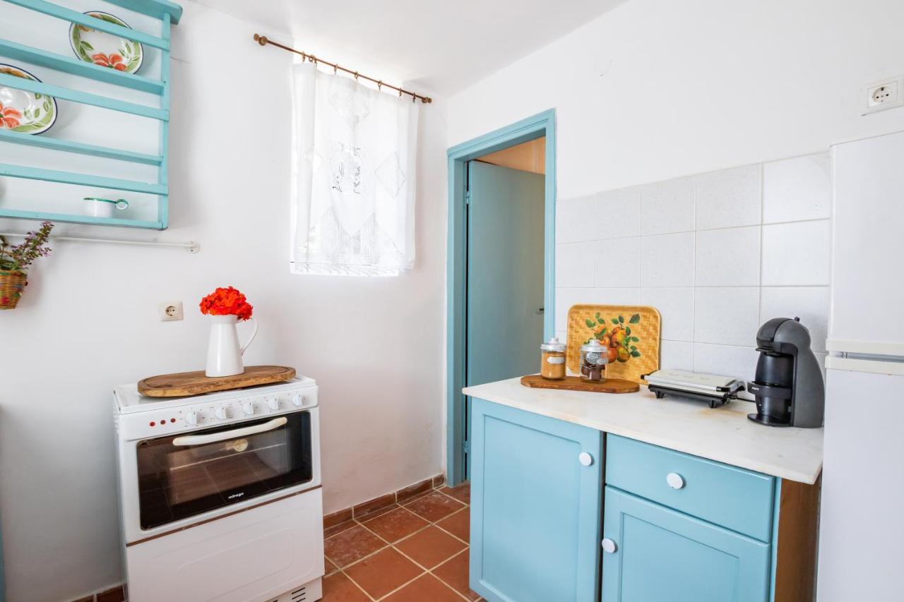 Olive Grove Cottage Menetai Exterior photo
