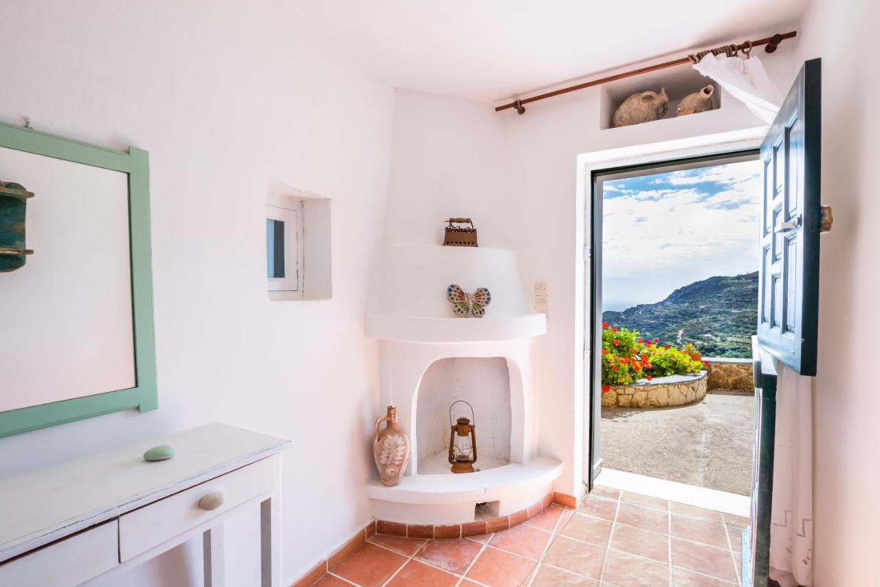 Olive Grove Cottage Menetai Exterior photo